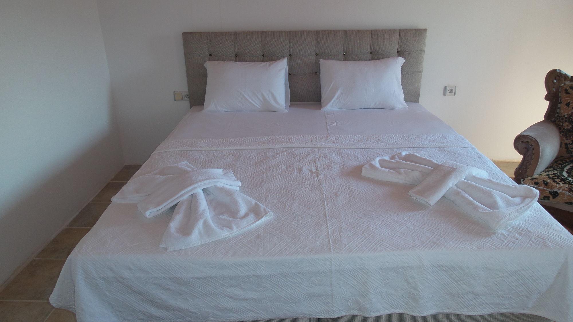 セルチュク アリババズ ハウス Bed & Breakfast エクステリア 写真
