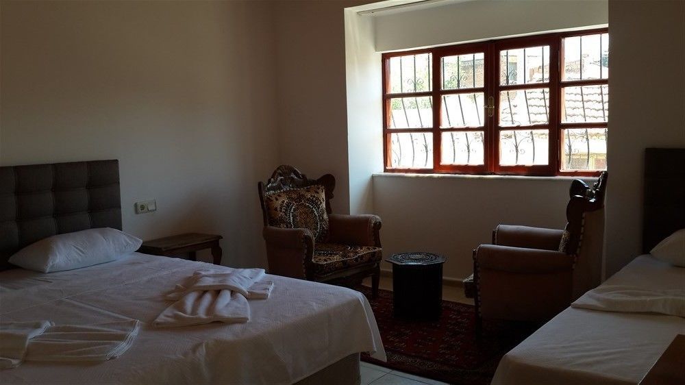 セルチュク アリババズ ハウス Bed & Breakfast エクステリア 写真
